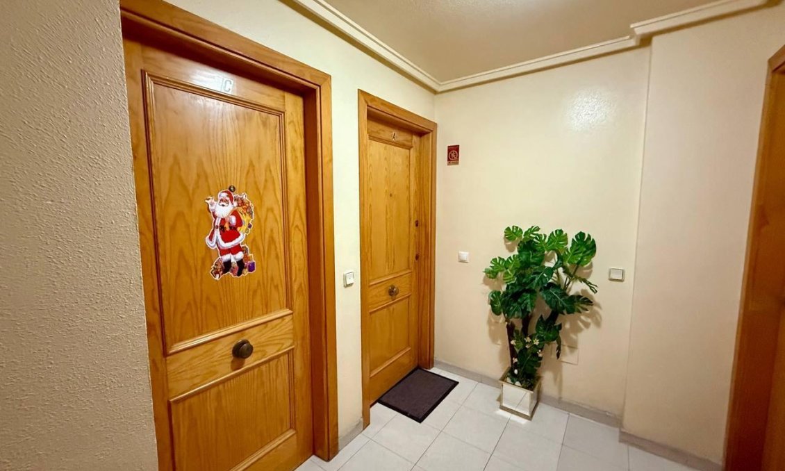 Revente - Appartement -
Torrevieja - Acequion