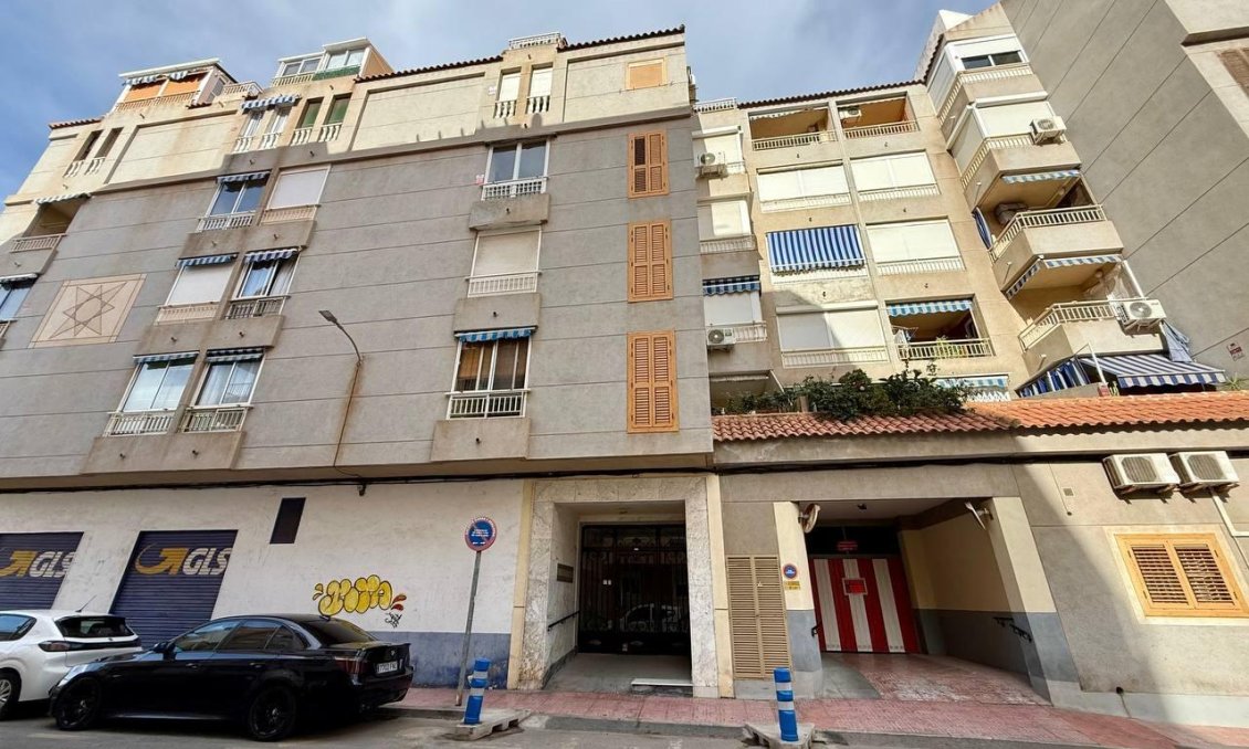 Revente - Appartement -
Torrevieja - Acequion