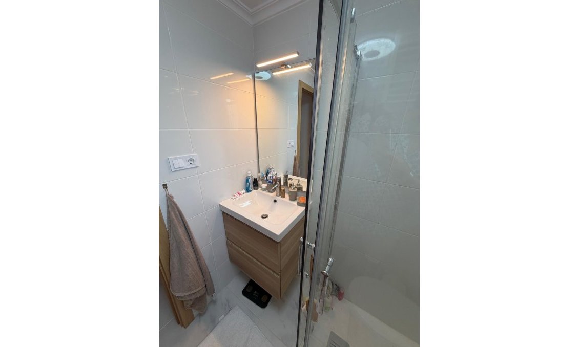 Revente - Bungalow -
Torrevieja - Zona Los Frutales