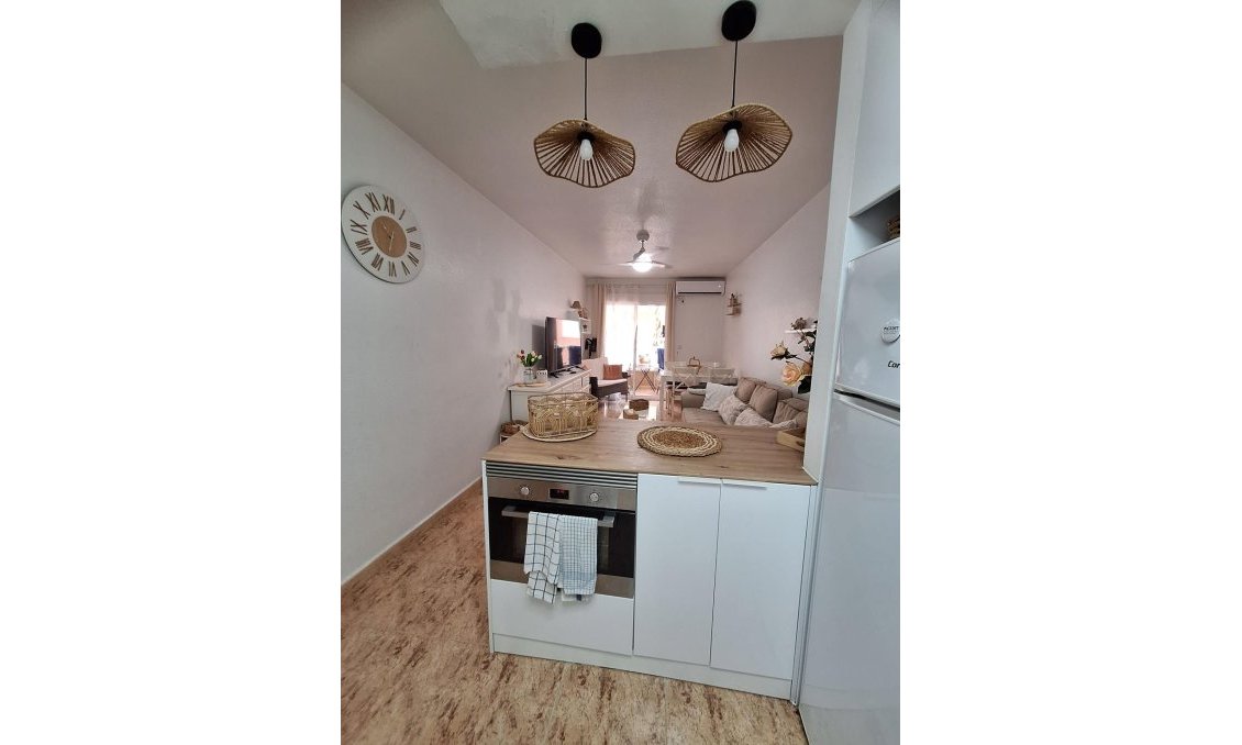 Revente - Appartement -
Torrevieja - Playa del Cura