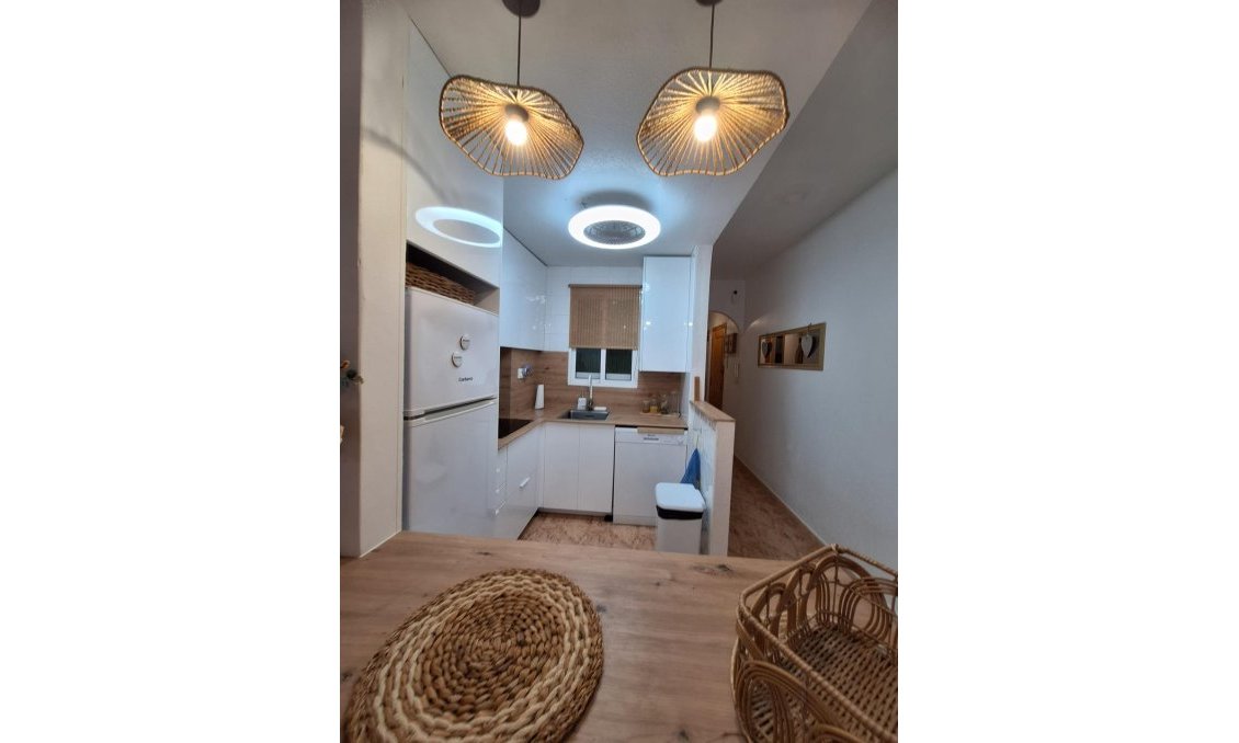 Revente - Appartement -
Torrevieja - Playa del Cura