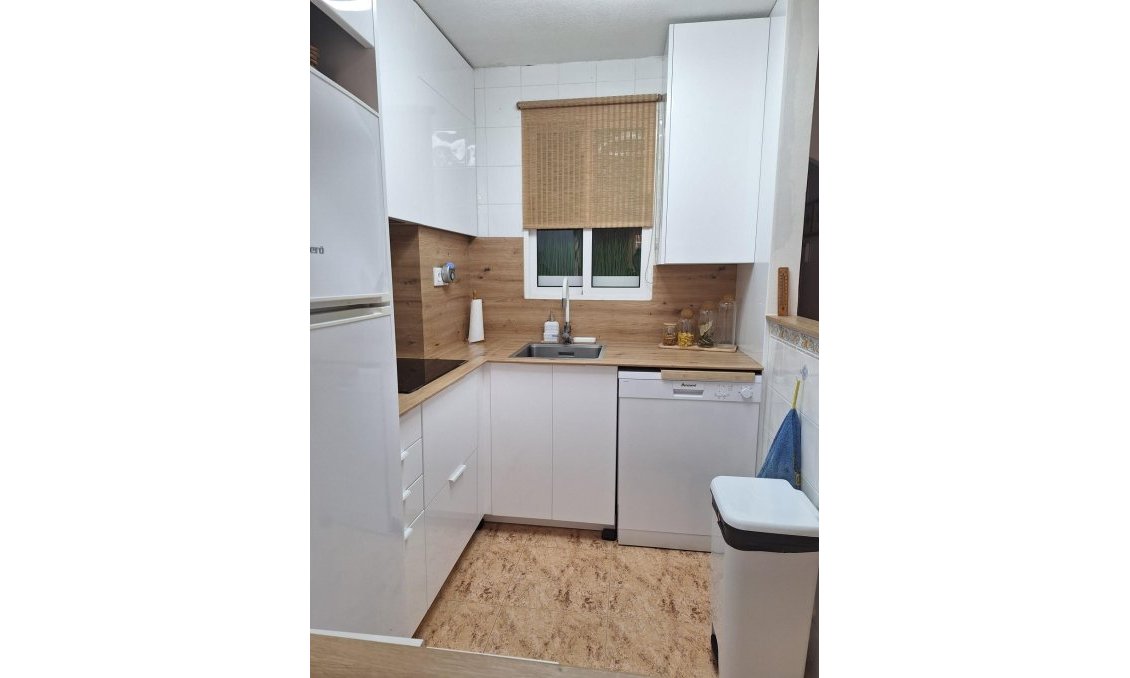 Revente - Appartement -
Torrevieja - Playa del Cura