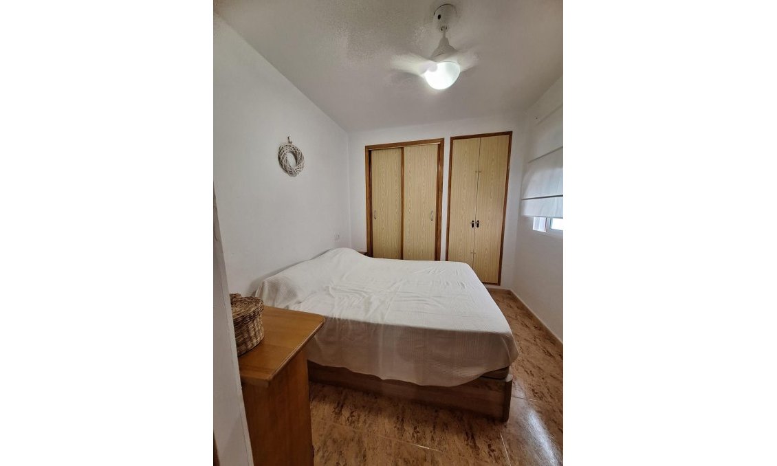 Revente - Appartement -
Torrevieja - Playa del Cura