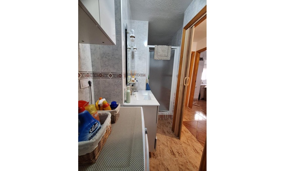 Revente - Appartement -
Torrevieja - Playa del Cura