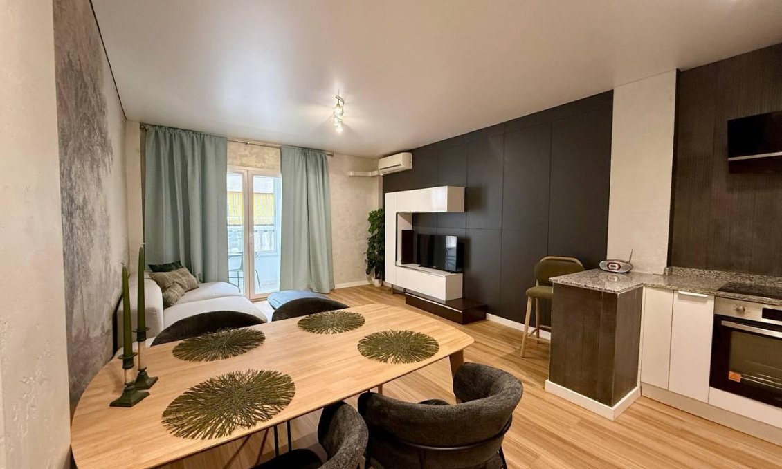 Revente - Appartement -
Torrevieja - Habaneras