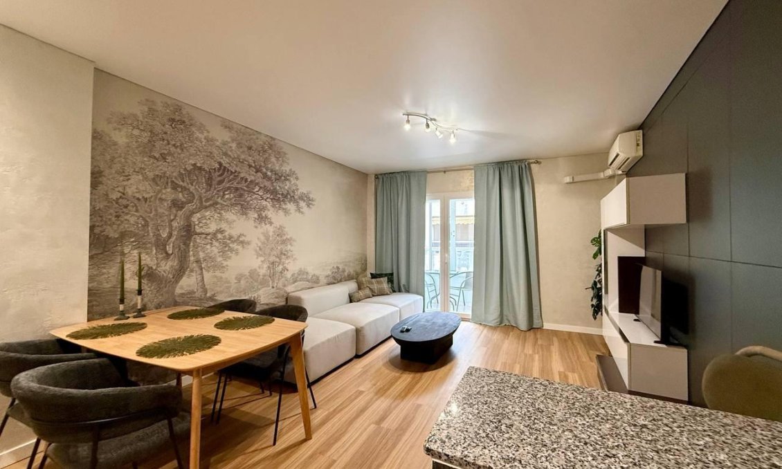 Revente - Appartement -
Torrevieja - Habaneras