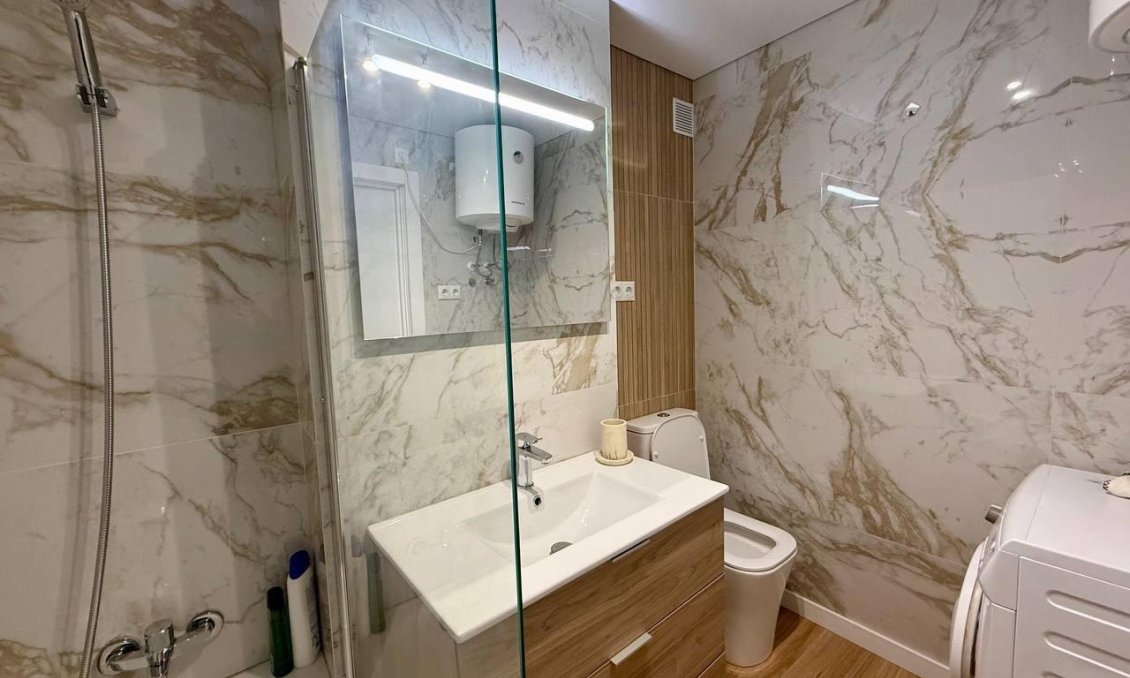 Revente - Appartement -
Torrevieja - Habaneras