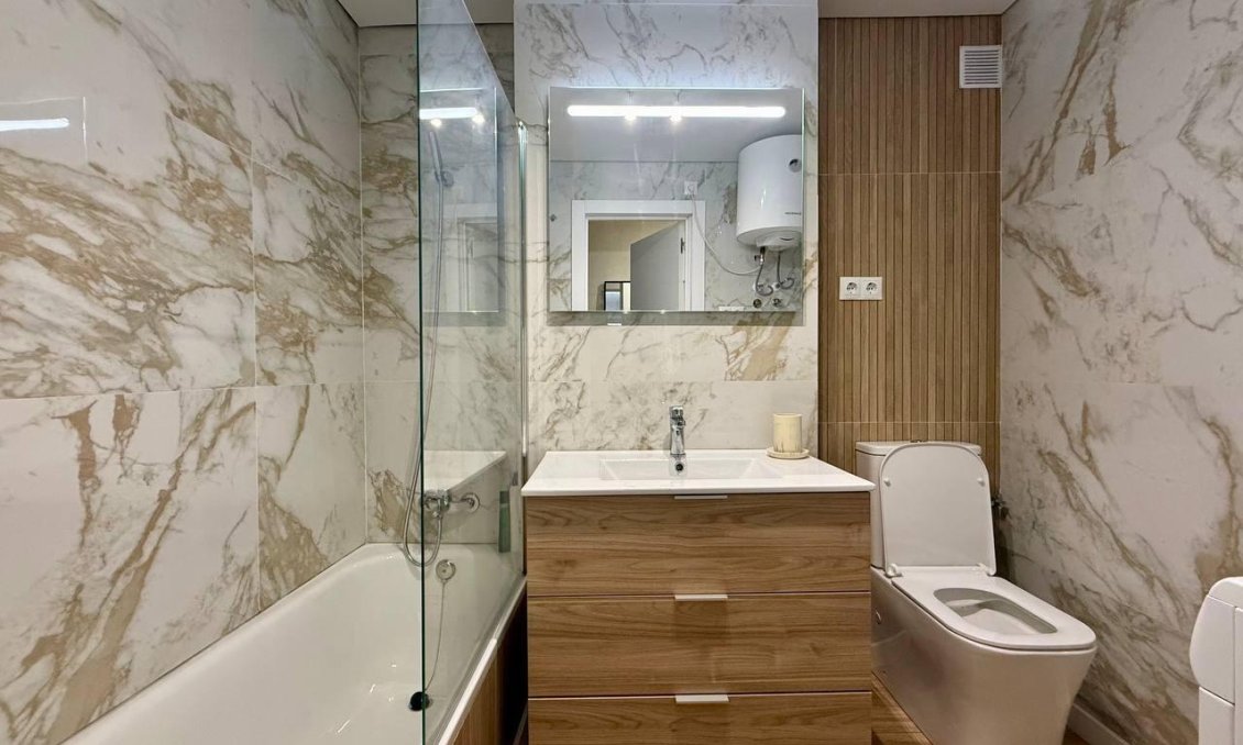 Revente - Appartement -
Torrevieja - Habaneras