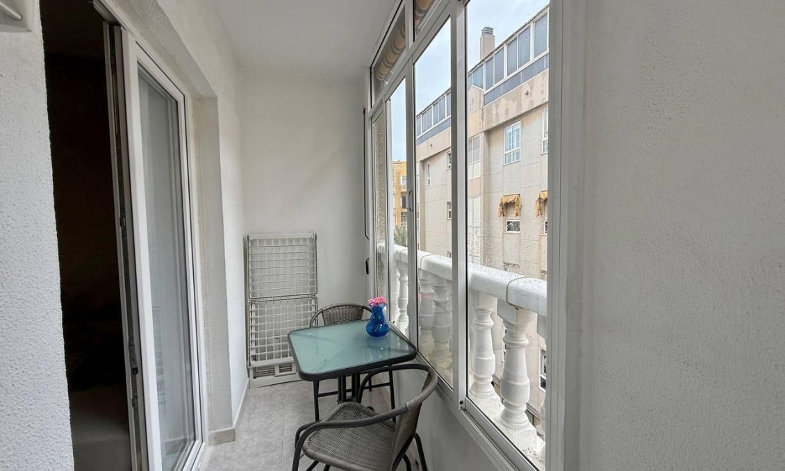 Revente - Appartement -
Torrevieja - Habaneras
