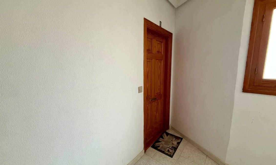 Revente - Appartement -
Torrevieja - Habaneras