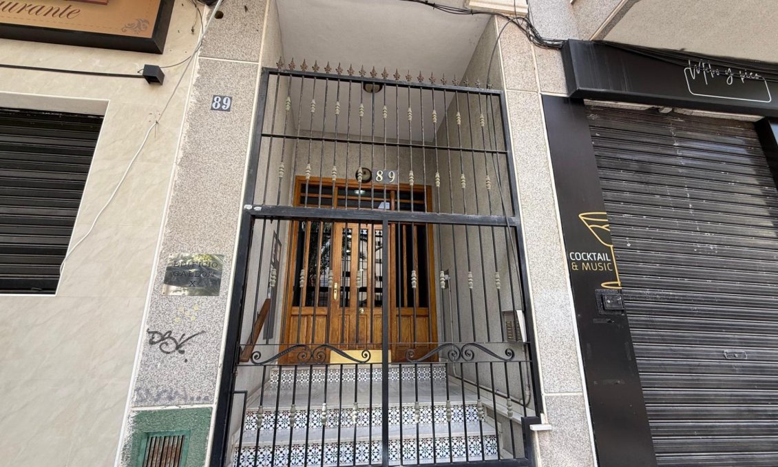 Revente - Appartement -
Torrevieja - Habaneras