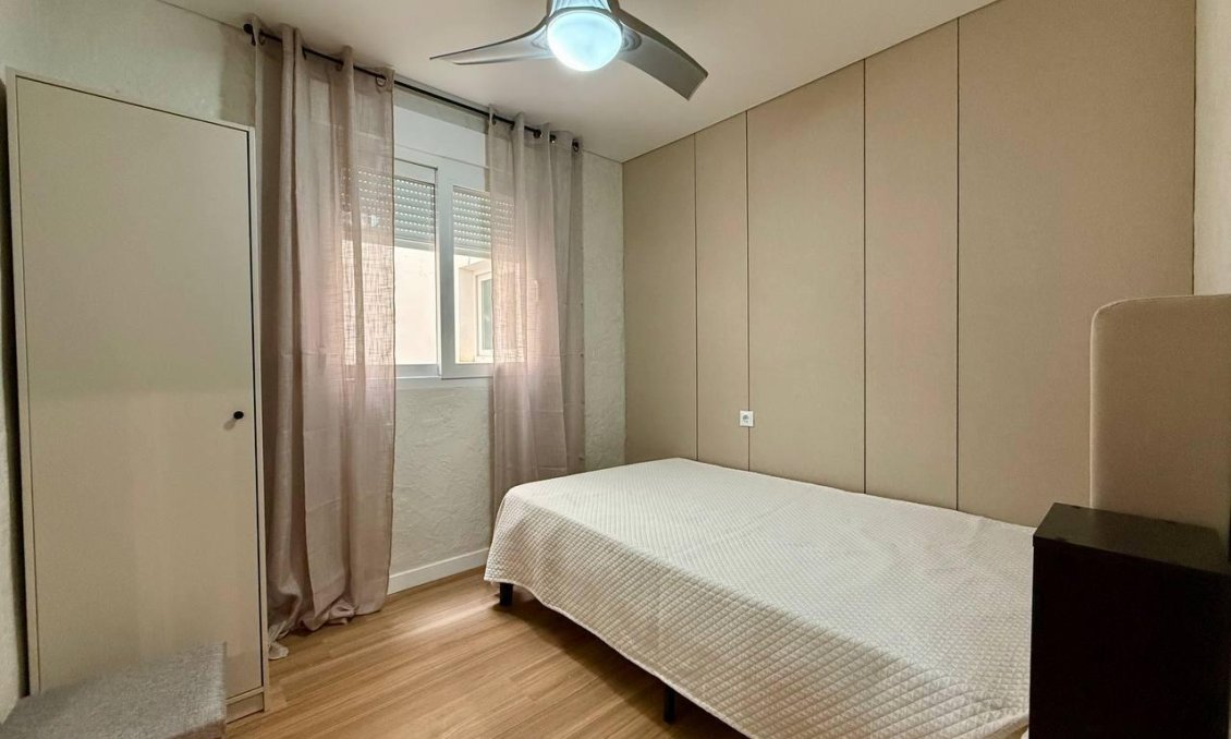 Revente - Appartement -
Torrevieja - Acequion