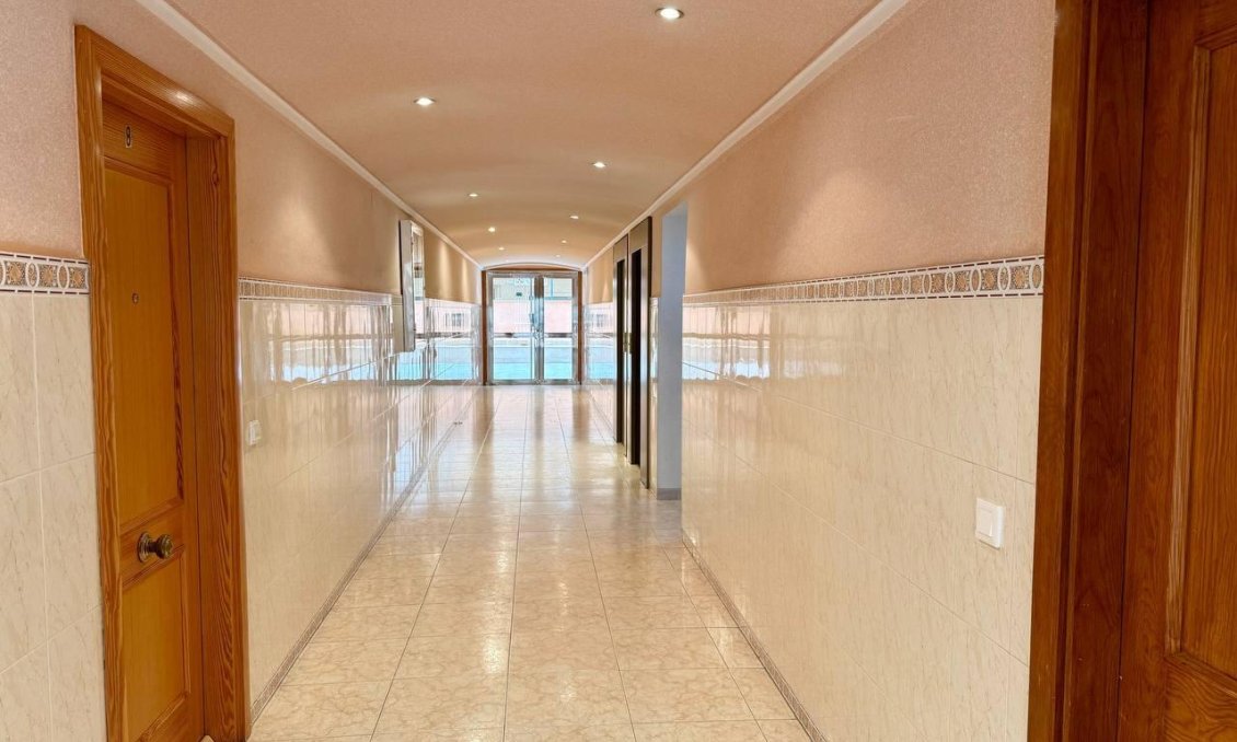 Revente - Appartement -
Torrevieja - Acequion
