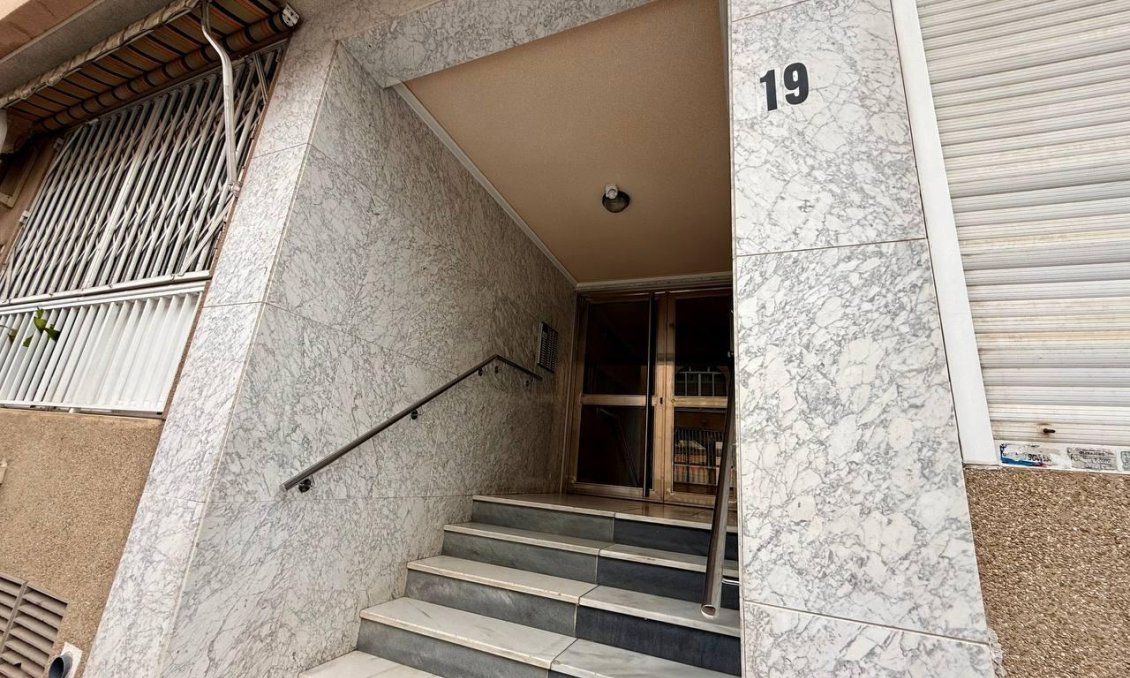 Revente - Appartement -
Torrevieja - Acequion