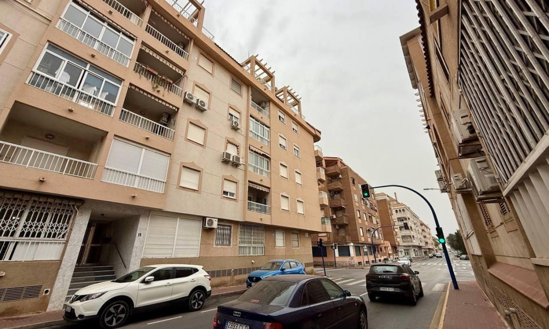 Revente - Appartement -
Torrevieja - Acequion