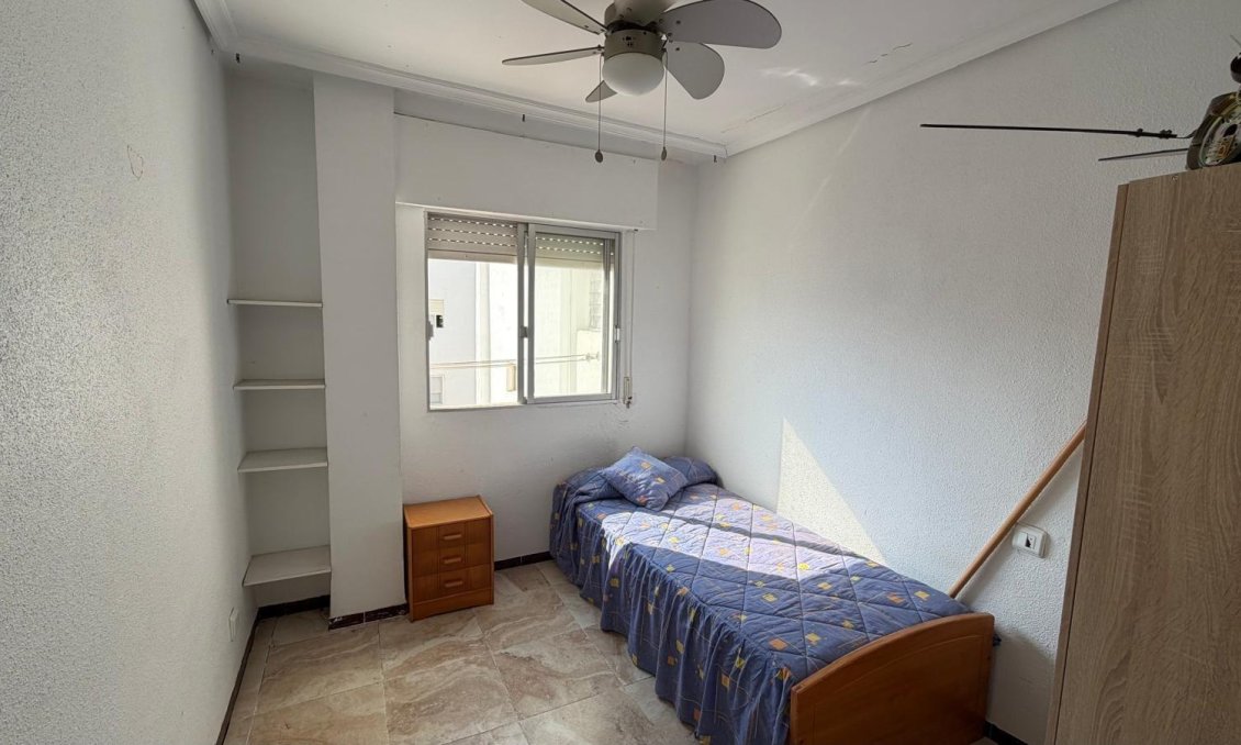 Revente - Appartement -
Torrevieja - Acequion