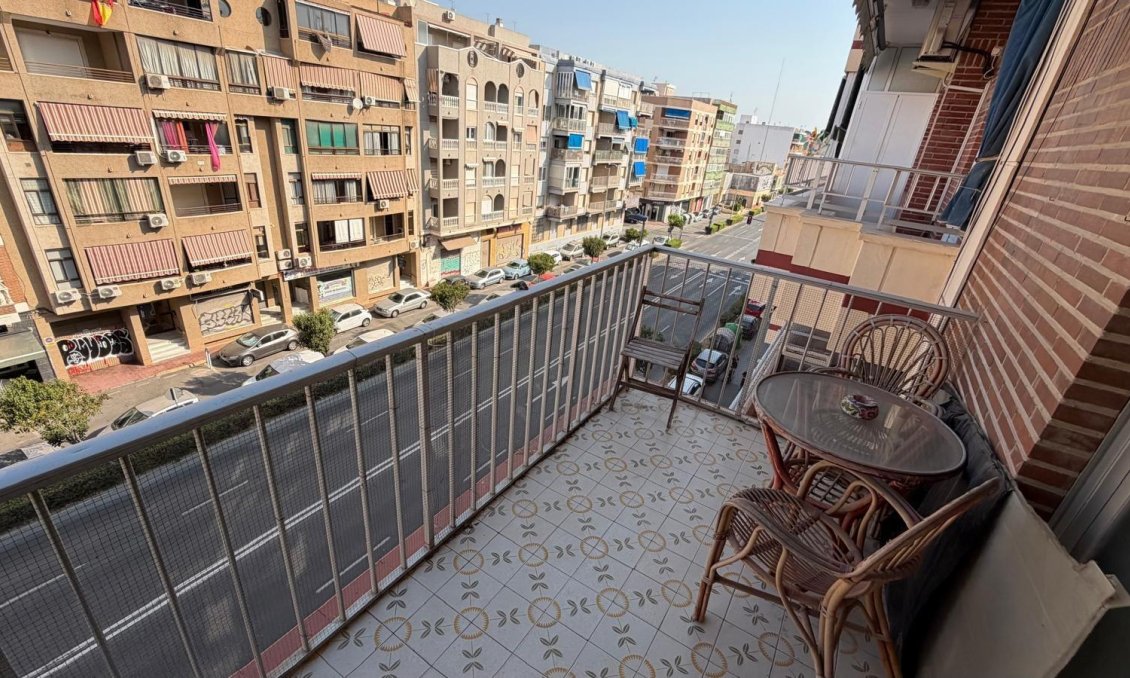 Revente - Appartement -
Torrevieja - Acequion