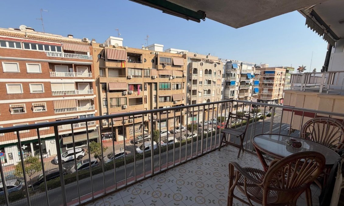 Revente - Appartement -
Torrevieja - Acequion