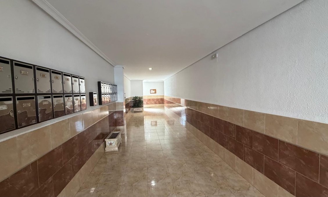 Revente - Appartement -
Torrevieja - Acequion