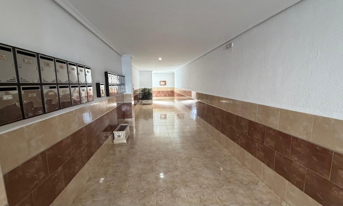 Revente - Appartement -
Torrevieja - Acequion