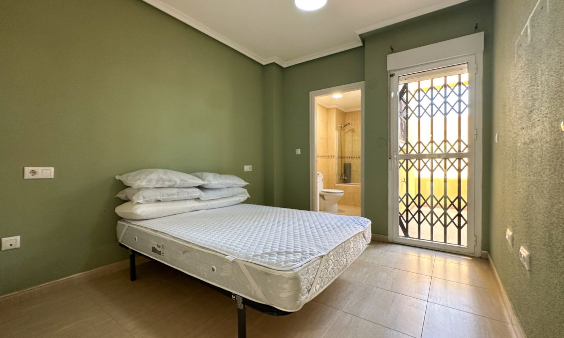 Wiederverkauf - Bungalow -
Daya Nueva - Costa Blanca