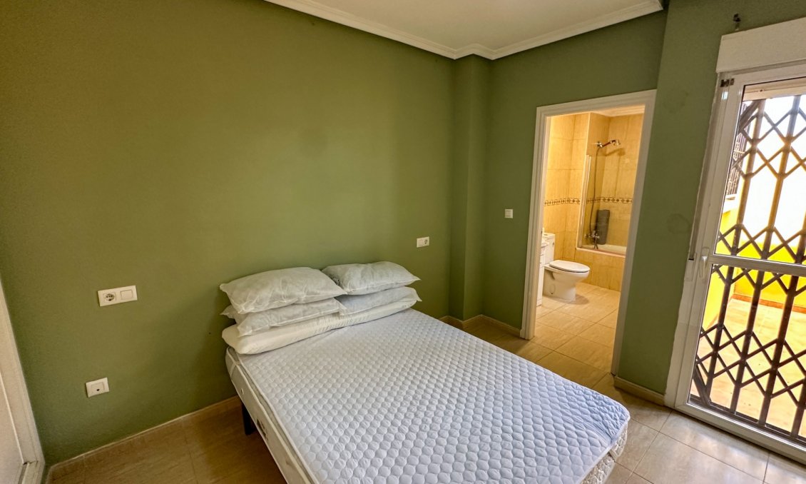 Wiederverkauf - Bungalow -
Daya Nueva - Costa Blanca