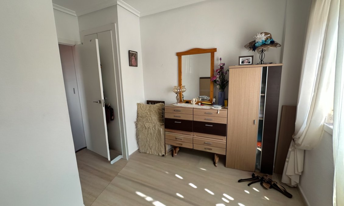 Wiederverkauf - Bungalow -
Orihuela Costa - Costa Blanca
