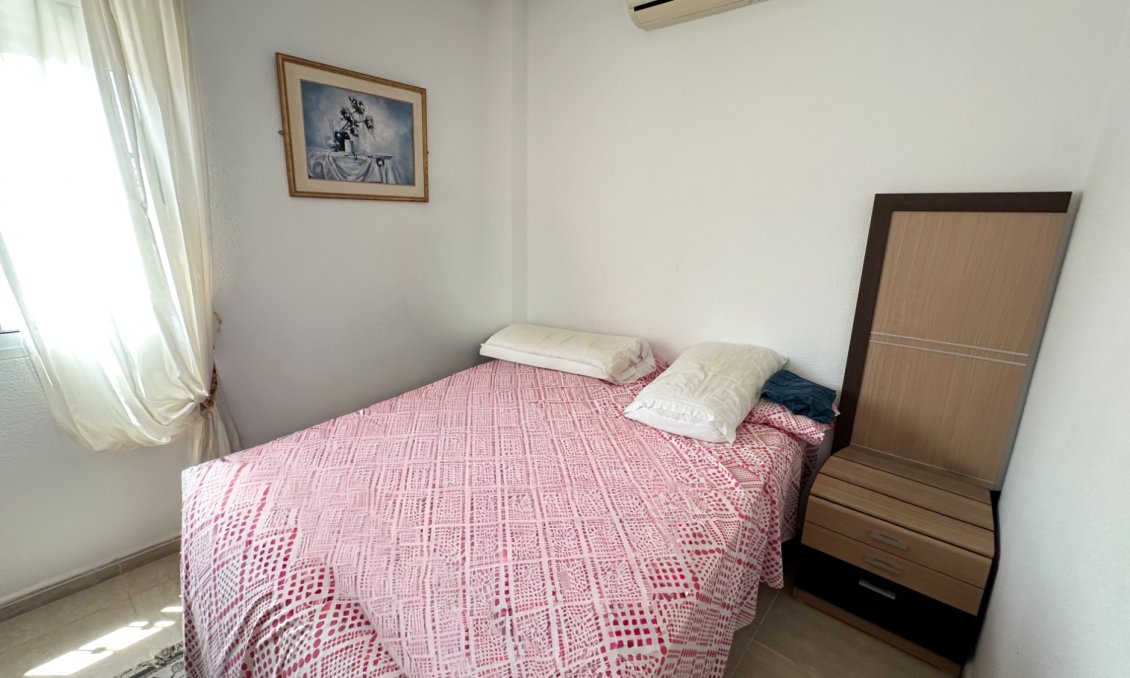 Wiederverkauf - Bungalow -
Orihuela Costa - Costa Blanca