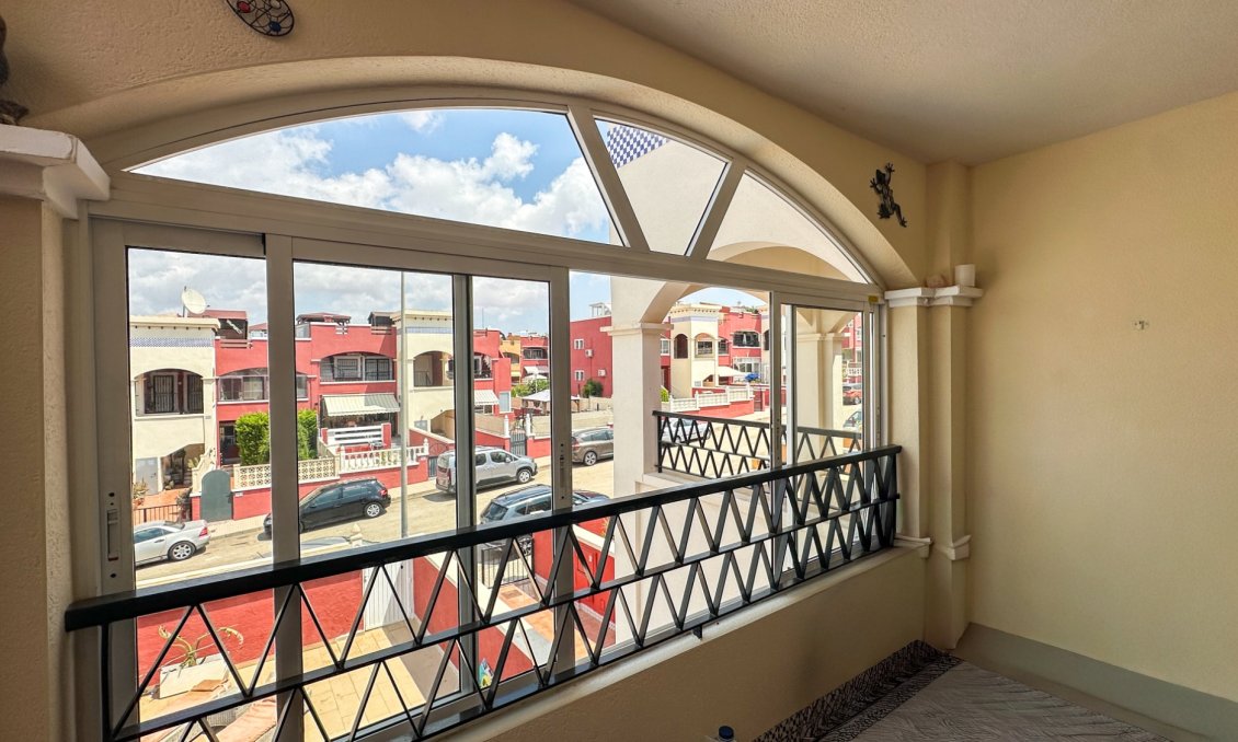 Wiederverkauf - Bungalow -
Orihuela Costa - Costa Blanca
