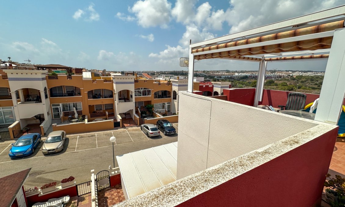 Wiederverkauf - Bungalow -
Orihuela Costa - Costa Blanca