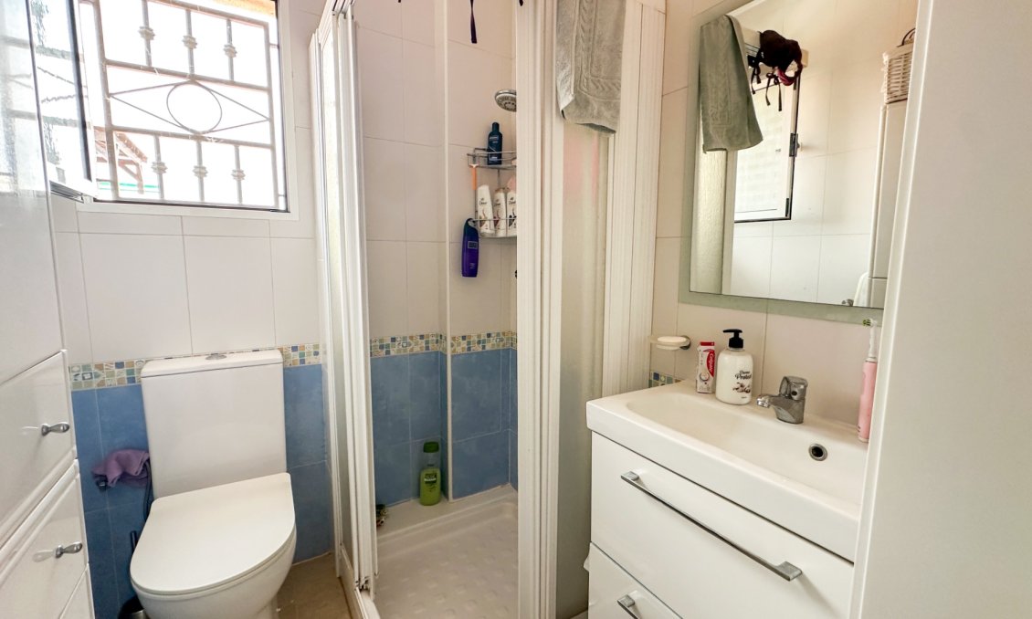 Wiederverkauf - Bungalow -
Orihuela Costa - Costa Blanca