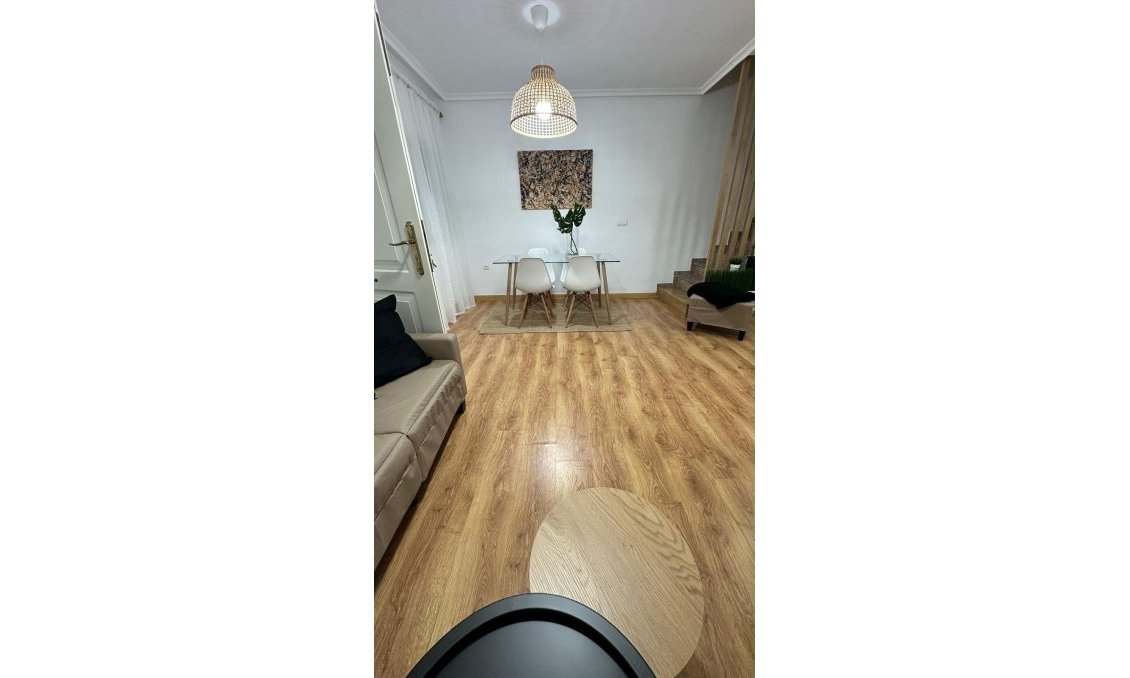 Resale - Townhouse -
Orihuela Costa - La Zenia