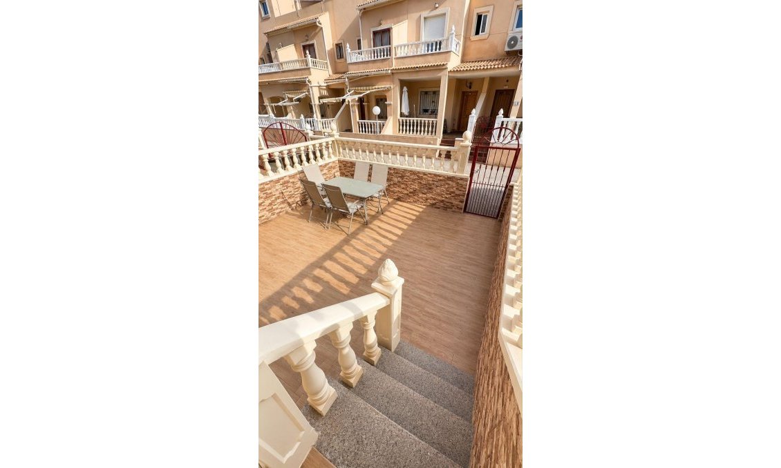 Resale - Townhouse -
Orihuela Costa - La Zenia