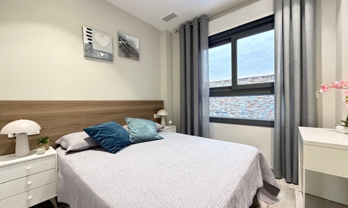 Wiederverkauf - Wohnung -
Torrevieja - Playa del Cura