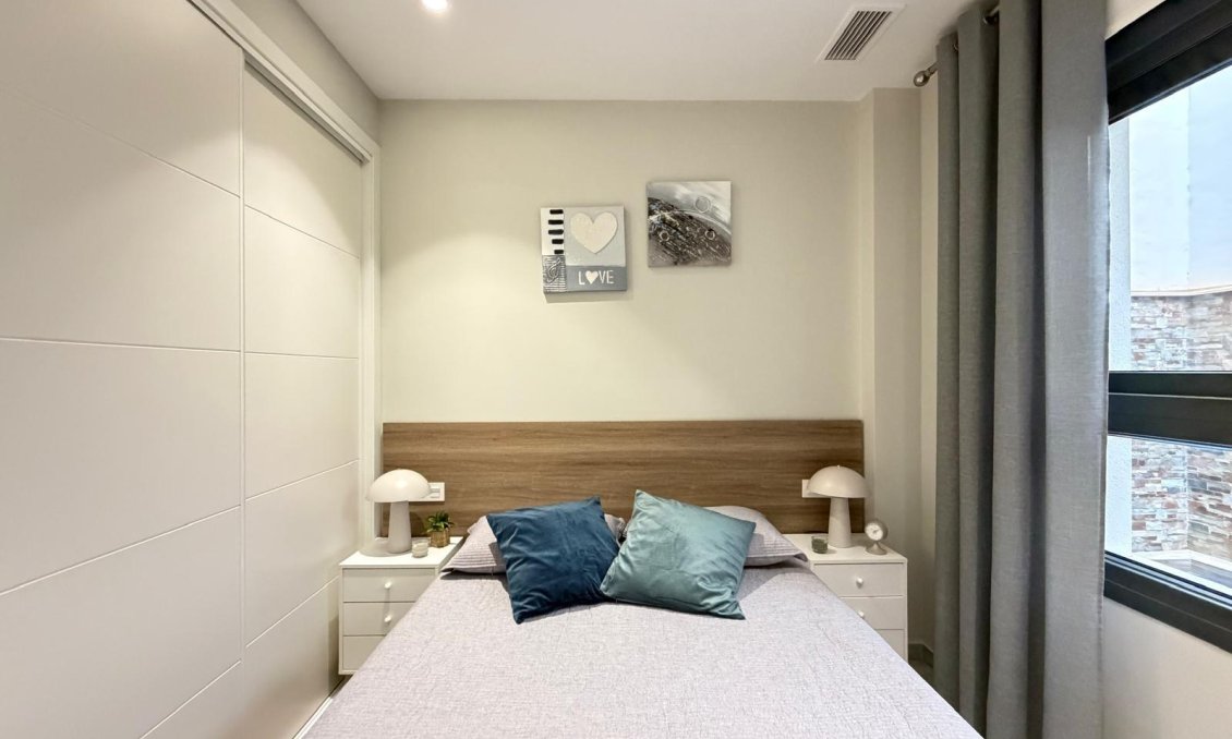 Wiederverkauf - Wohnung -
Torrevieja - Playa del Cura
