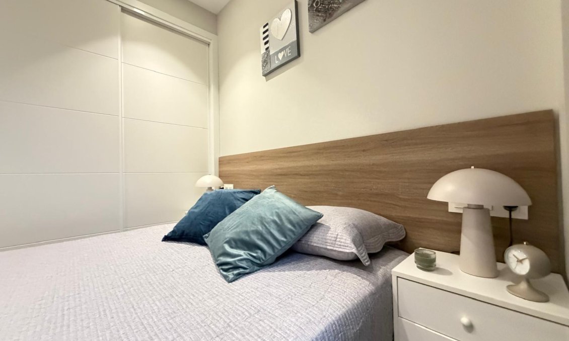 Wiederverkauf - Wohnung -
Torrevieja - Playa del Cura