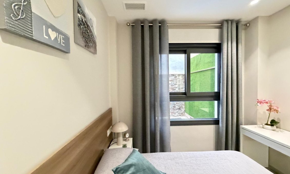 Wiederverkauf - Wohnung -
Torrevieja - Playa del Cura