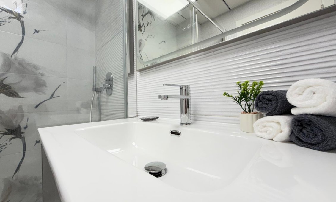 Wiederverkauf - Wohnung -
Torrevieja - Playa del Cura