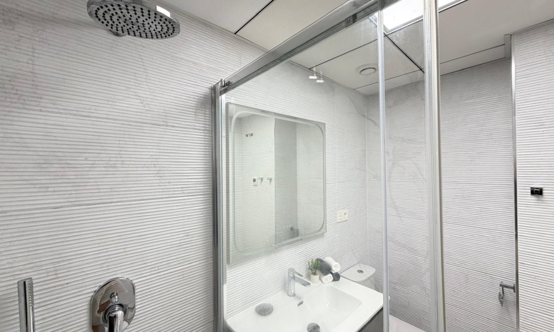Wiederverkauf - Wohnung -
Torrevieja - Playa del Cura