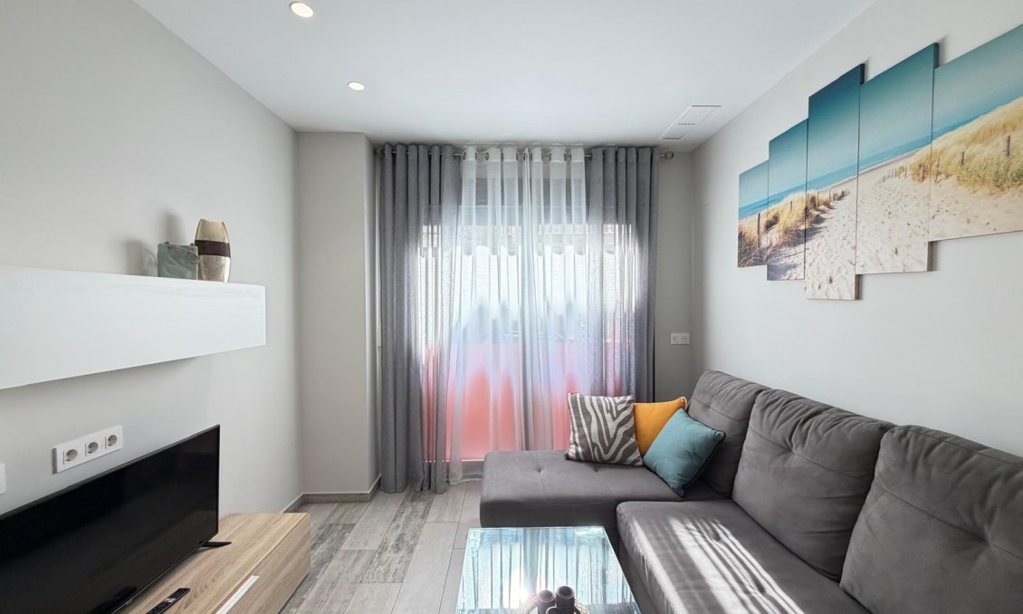 Wiederverkauf - Wohnung -
Torrevieja - Playa del Cura