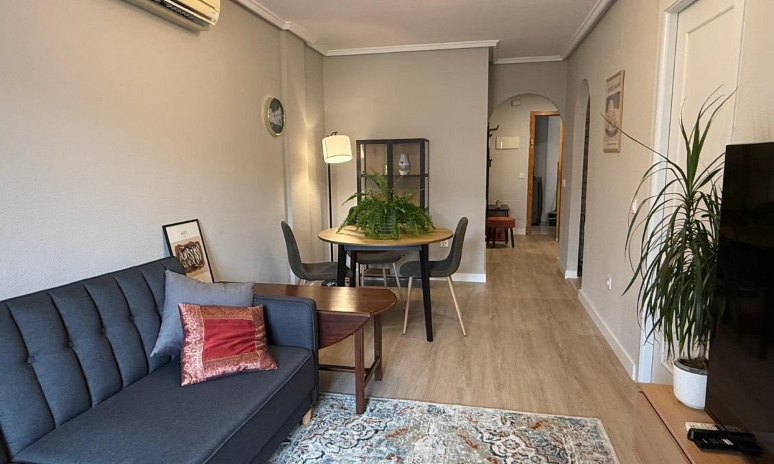 Wiederverkauf - Wohnung -
Torrevieja - Playa del Cura