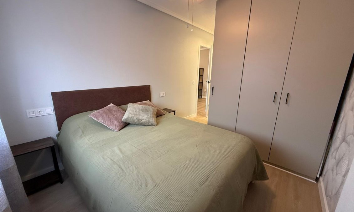 Wiederverkauf - Wohnung -
Torrevieja - Playa del Cura