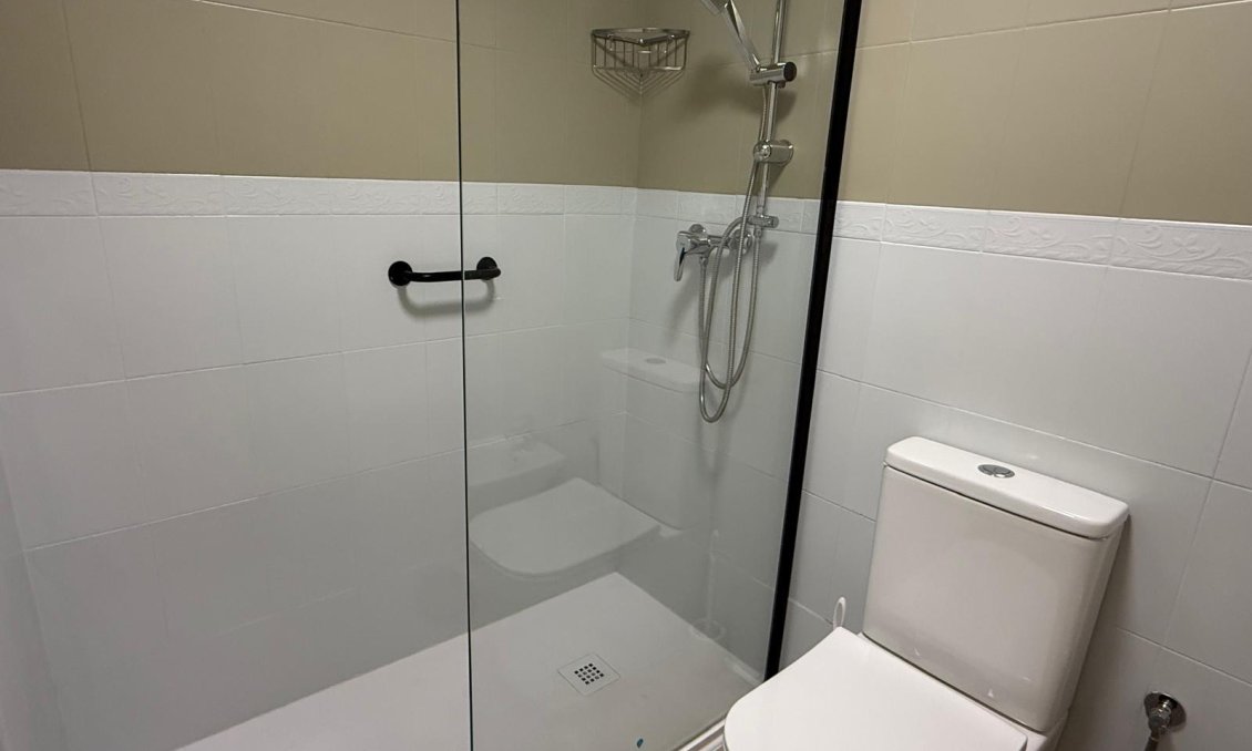 Wiederverkauf - Wohnung -
Torrevieja - Playa del Cura