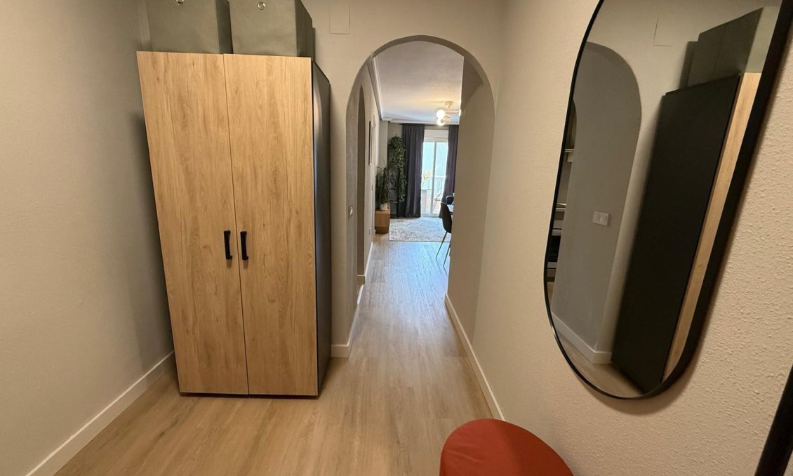 Wiederverkauf - Wohnung -
Torrevieja - Playa del Cura