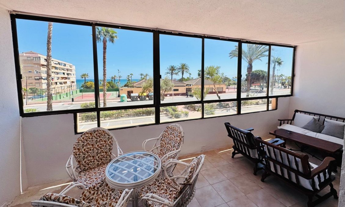 Wiederverkauf - Wohnung -
Torrevieja - Cabo Cervera