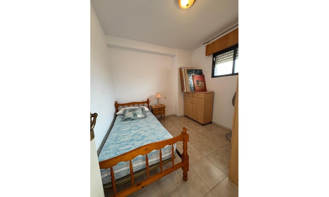 Wiederverkauf - Wohnung -
Torrevieja - Cabo Cervera