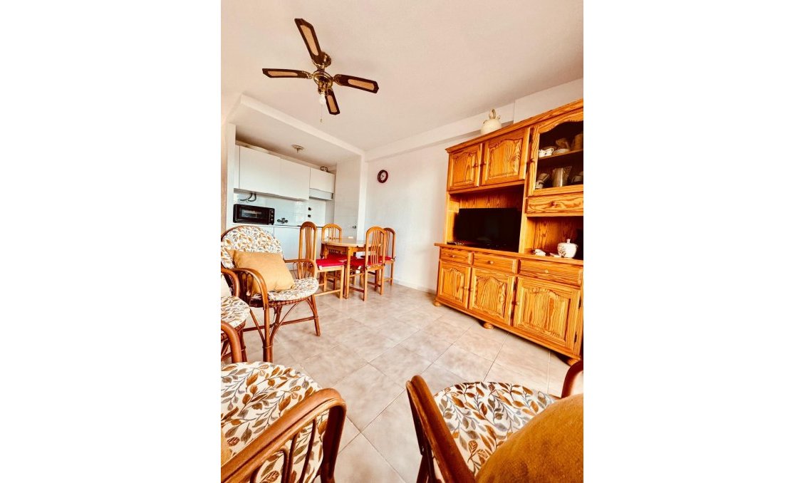 Wiederverkauf - Wohnung -
Torrevieja - Cabo Cervera
