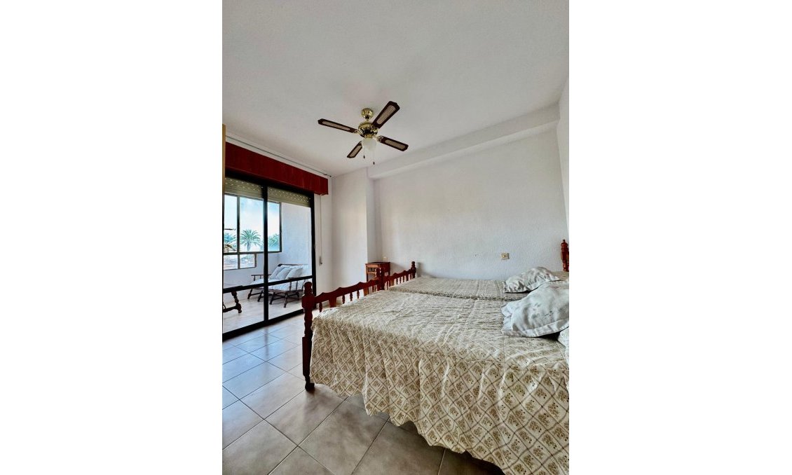 Wiederverkauf - Wohnung -
Torrevieja - Cabo Cervera
