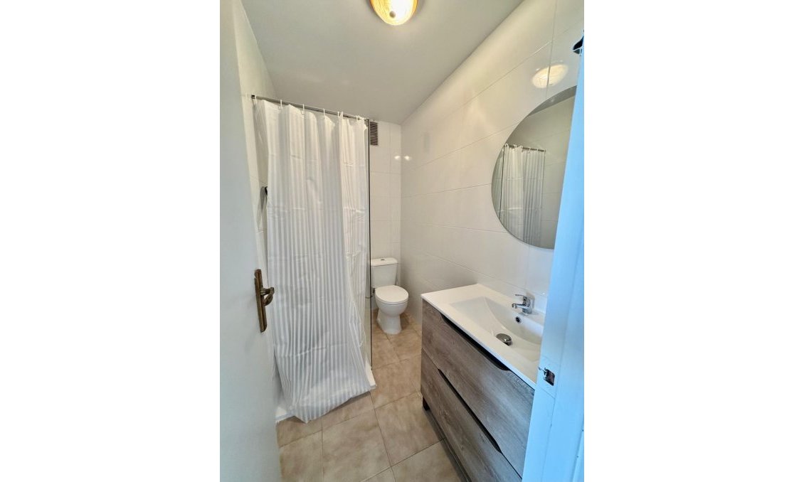 Wiederverkauf - Wohnung -
Torrevieja - Cabo Cervera