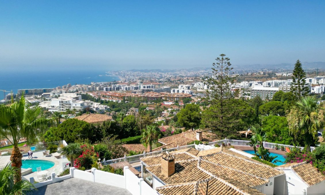 Neue Gebäude - Villa -
Benalmádena - La Capellanía